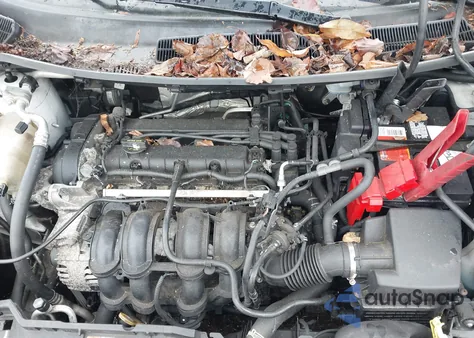 2015 Ford Fiesta Se z USA, uszkodzony, nr VIN 3FADP4EJ8FM166767